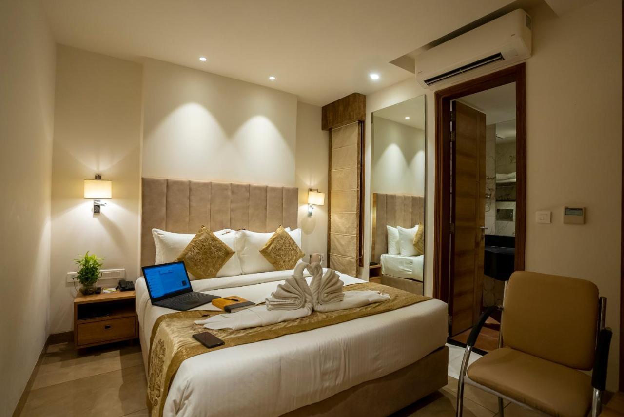 Celebrant Hotel Bénarès Extérieur photo