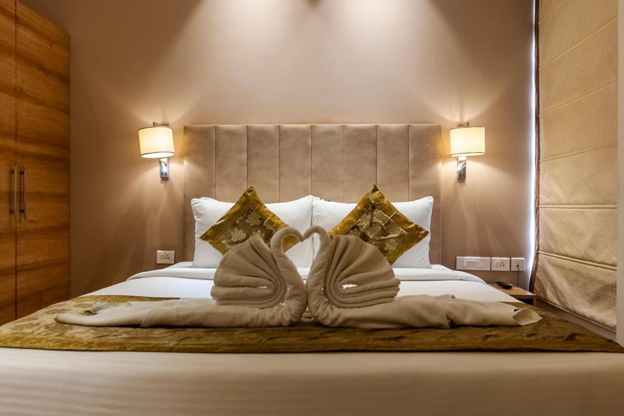 Celebrant Hotel Bénarès Extérieur photo